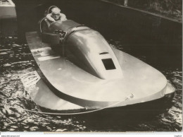 M12 Cpa / Sports Photo / Photo De Presse Argentique SPORT Bateau De Vitesse Norman BUCKLEY 1956 - Deportes