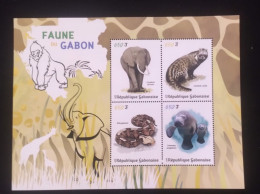 D)2018, GABON, MINI SOUVENIR SHEET, ISSUE WILDLIFE OF GABON, ELEPHANT, CIVET, BITIS GABONICA RHINOCEROS, MANATI, MNH - Gabon