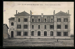 CPA St-Jean-de-Bournay, Ecoles Communales De Filles  - Saint-Jean-de-Bournay