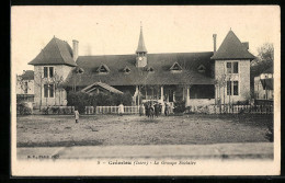 CPA Crémieu, Le Groupe Scolaire  - Crémieu