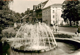 73889930 Neuruppin Neu-Ruppin Karl Marx Strasse Springbrunnen  - Neuruppin