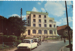 Le Raincy Animée Clinique Santé Voiture DS Citroën - Le Raincy