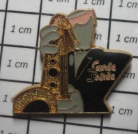 1618C Pin's Pins / Beau Et Rare : MEDIAS / EMISSION DE TELE SACRE SOIREE SAXOPHONE MUSICIEN - Medien