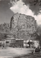 04-CASTELLANE LE ROC ET LA PLACE-N° 4401-C/0325 - Castellane