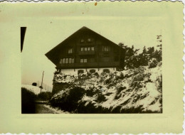 Ref 1 - Photo : Chalet Vosgien Au Trois-Epis , Niedermorschwihr , Haut Rhin - France . - Europe