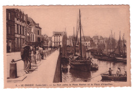 LE CROISIC Le Port Entre La Place Boston Et La Place D'Aiguillon (carte Animée) - Le Croisic