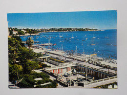 JUAN LES PINS  Vue Sur Les Plages Et Les Ping Pong - Juan-les-Pins