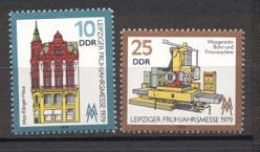 DDR  2070/2071  * *  TB   - Unused Stamps