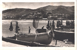 FR66 BANYULS SUR MER - APA 10 - Canots Pour La Pêche Au Lamparo - Animée  - Belle - Banyuls Sur Mer