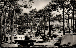 N°876 W -cpsm Sion Sur L'océan -Peugeot 404 -scène De Camping- - Turismo