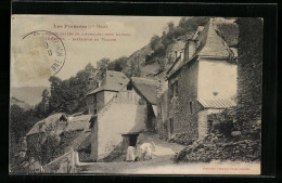 CPA Trébons, Les Pyrénées, Haute Vallée De L`Arboust, Intérieur Du Village  - Sonstige & Ohne Zuordnung