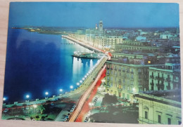 CARTOLINA ITALIA BARI LUNGOMARE NAZARIO SAURO NOTTURNO Italy Postcard ITALIEN Ansichtskarten - Bari