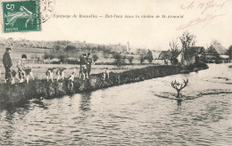 RAMBOUILLET : CHASSE A COURRE - EQUIPAGES DE BONNELLES - DANS LA RIVIERE DE ST ARNOULD - Rambouillet