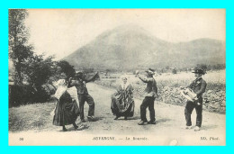 A809 / 637 63 - Auvergne La Bourrée ( Folklore ) - Auvergne Types D'Auvergne