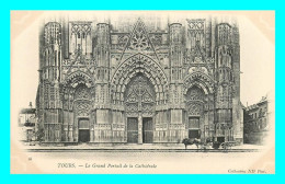 A804 / 101 37 - TOURS Grand Portail De La Cathédrale - Tours