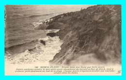 A808 / 403 62 - BERCK PLAGE Trouée Dans Une Dune Par Forte Marée - Berck