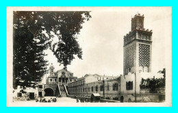 A822 / 257 Algérie ORAN Mosquée Et Eglise Saint Louis ( Timbre ) - Oran