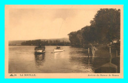 A826 / 147 76 - LA BOUILLE Arrivée Du Bateau De Rouen - La Bouille