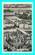 A825 / 631 69 - LYON Vue Générale Sur Bellecour - Autres & Non Classés