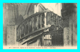 A833 / 429 10 - TROYES Eglise De La Madeleine Escalier Du Jubé - Troyes