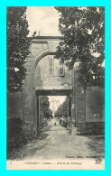 A830 / 643 89 - PONTIGNY Entrée De L'Abbaye - Pontigny