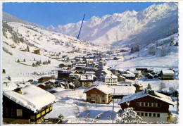 CPSM Dentelée 10.5 X 15 Haute Savoie LA CLUSAZ Vue Générale Et La Chaîne Des Aravis - La Clusaz