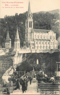 France Lourdes La Grotte Et La Basilique - Lourdes