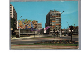 ARGENTEUIL 95 - L'Avenue Gabriel Péri Et Le Centre Culturel Fresque L'Homme Du 20 E Siecles  - Argenteuil