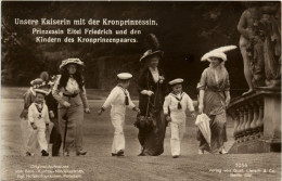 Unsere Kaiserin Mit Der Kronprinzessin - Familles Royales