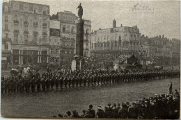 Lille - Wachtparade Auf Der Grande Place - Lille