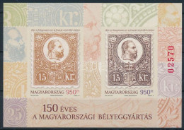 ** 2021 150 éves A Magyarországi Bélyeggyártás Vágott Blokk Piros Sorszámmal (11.000) - Autres & Non Classés