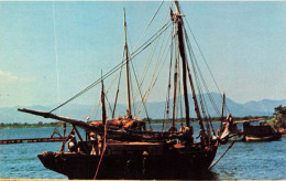 HAITI - A Native Cap Haitien Sloop Prepares For A Journey - Colorisé - Carte Postale - Haití