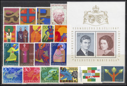 474-494 Liechtenstein Jahrgang 1967 Komplett, Postfrisch - Unused Stamps