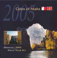 Málta 2005. 1c-1L (7xklf) Forgalmi Sor + 2m Al Karton Dísztokban T:UNC Malta 2005. 1 Cent - 1 Lira (7xdiff) Coin Set + 2 - Unclassified