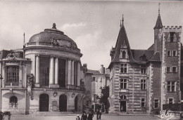 47 AGEN - Le Musée Et Le Théâtre - Agen