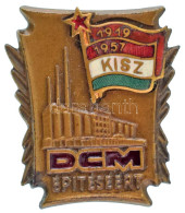 ~1957-1960. "DCM építéséért - KISZ 1919-1957" Részben Zománcozott Bronz Jelvény, Hátoldalán "3485" Sorszámmal (~21x20mm) - Unclassified
