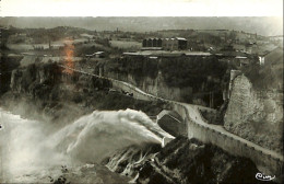 France - (01) Ain - Génissiat - Route Des Usines Et Sortie Du Canal évacuateur - Génissiat