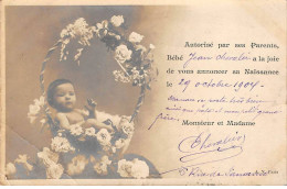 Enfants - N°85660 - Autorisé Par Ses Parents .... - Bébé Dans Un Panier Décoré De Fleurs - Carte Pliée Vendue En L'état - Portraits