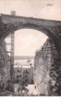 Malte - N°85802 - Un Pont Au-dessus De Maisons - Malta