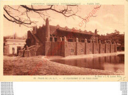 Exposition Coloniale Internationale PARIS 1931 .  PALAIS DE L'AOF . LE RSTAURANT ET SA PIECE D'EAU . - Ausstellungen