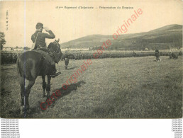 Régiment D'Infanterie .  Présentation Du Drapeau . - Regimientos