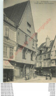 18.  BOURGES .  Vieille Maison Place Gordaine . - Bourges