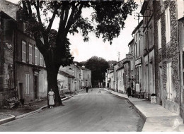 46 - SAN60711 - PUY L EVEQUE - Rue De La Poste - APA 9 -  CPSM 10x15 Cm - Autres & Non Classés