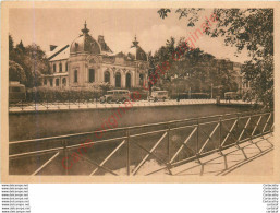 29.  QUIMPER .  Le Théatre . - Quimper