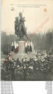 57.  METZ .  La Foule Devant La Statue Du Maréchal Ney Attend L'arrivée Des Troupes Françaises . - Metz
