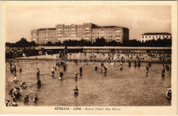 ** T2/T3 Venezia, Venice; Lido, Grand Hotel Des Bains / Beach, Bathers (EK) - Zonder Classificatie
