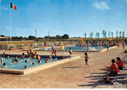 86 - SAN62260 - NEUVILLE DE POITOU - La Piscine - Combier - CPSM 10x15 Cm - Neuville En Poitou