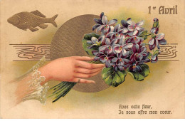 1er Avril - N°87523 - Avec Cette Fleur, Je Vous Offre Mon Coeur - Main Tenant Des Violettes - Carte Gaufrée - Erster April