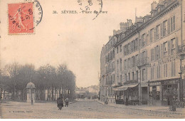 92 - SAN63228 - SEVRES - Place Du Parc - Sevres