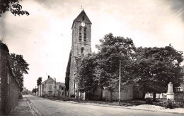 91 - SAN63211 - MAROLLES EN HUREPOIX - L'Eglise Et Le Grande Rue - CPSM 14x9 Cm - Autres & Non Classés